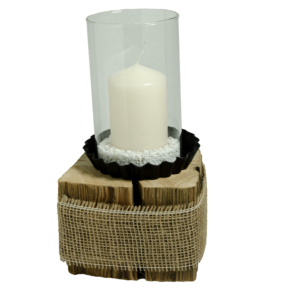 Rustikaler Holz-Kerzenständer